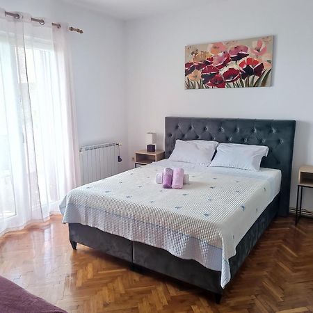 Studio Apartman Antonia Ртина Екстер'єр фото